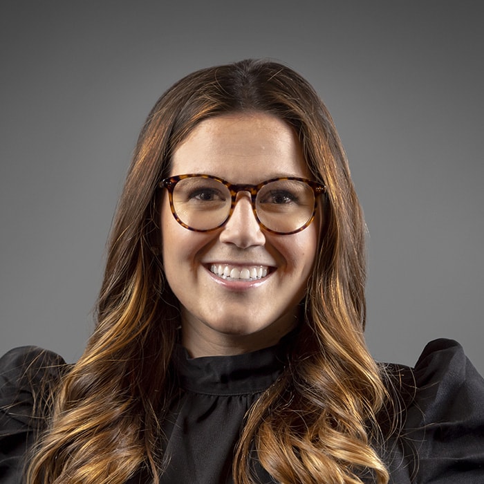 Dr. Sammi Linkowski headshot image